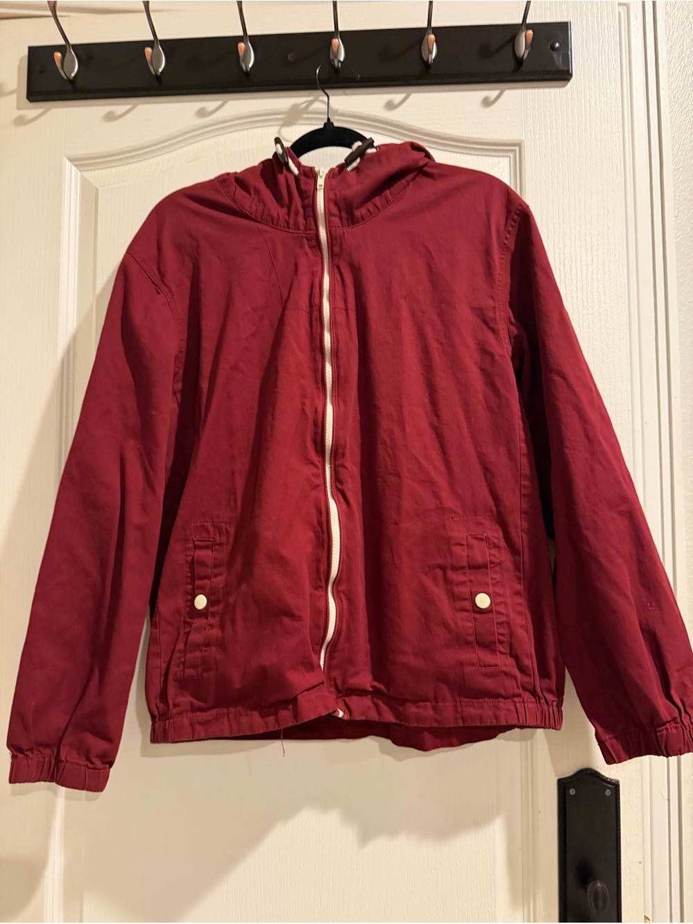 Lightweight Hooded Shirt Jacket in Deep Red